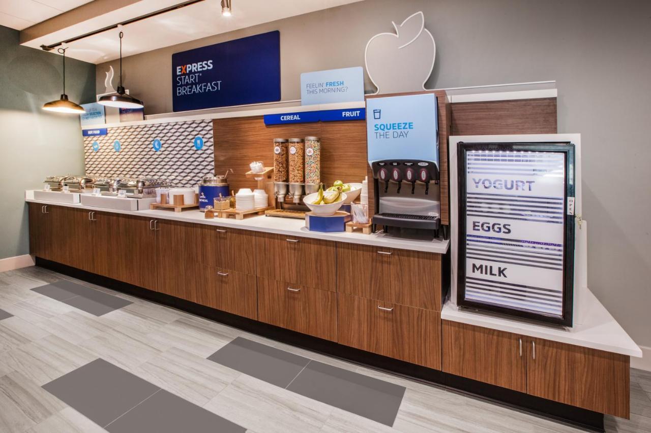 Holiday Inn Express - Dallas Downtown By Ihg Ngoại thất bức ảnh