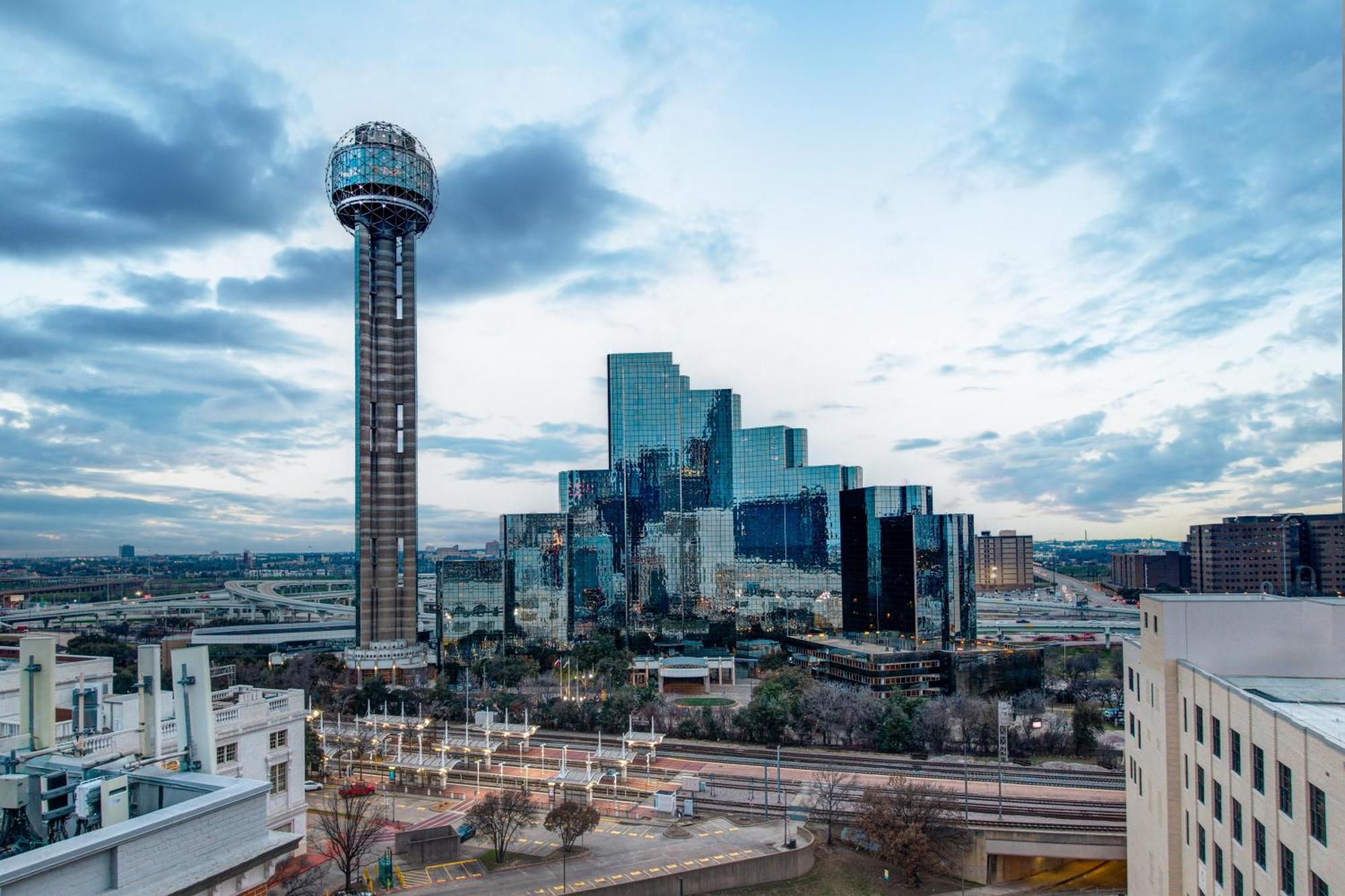 Holiday Inn Express - Dallas Downtown By Ihg Ngoại thất bức ảnh